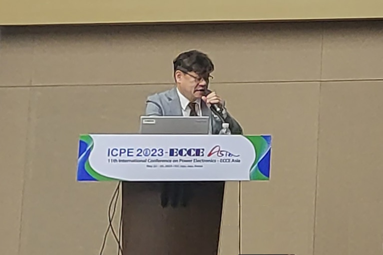 YK presentation image