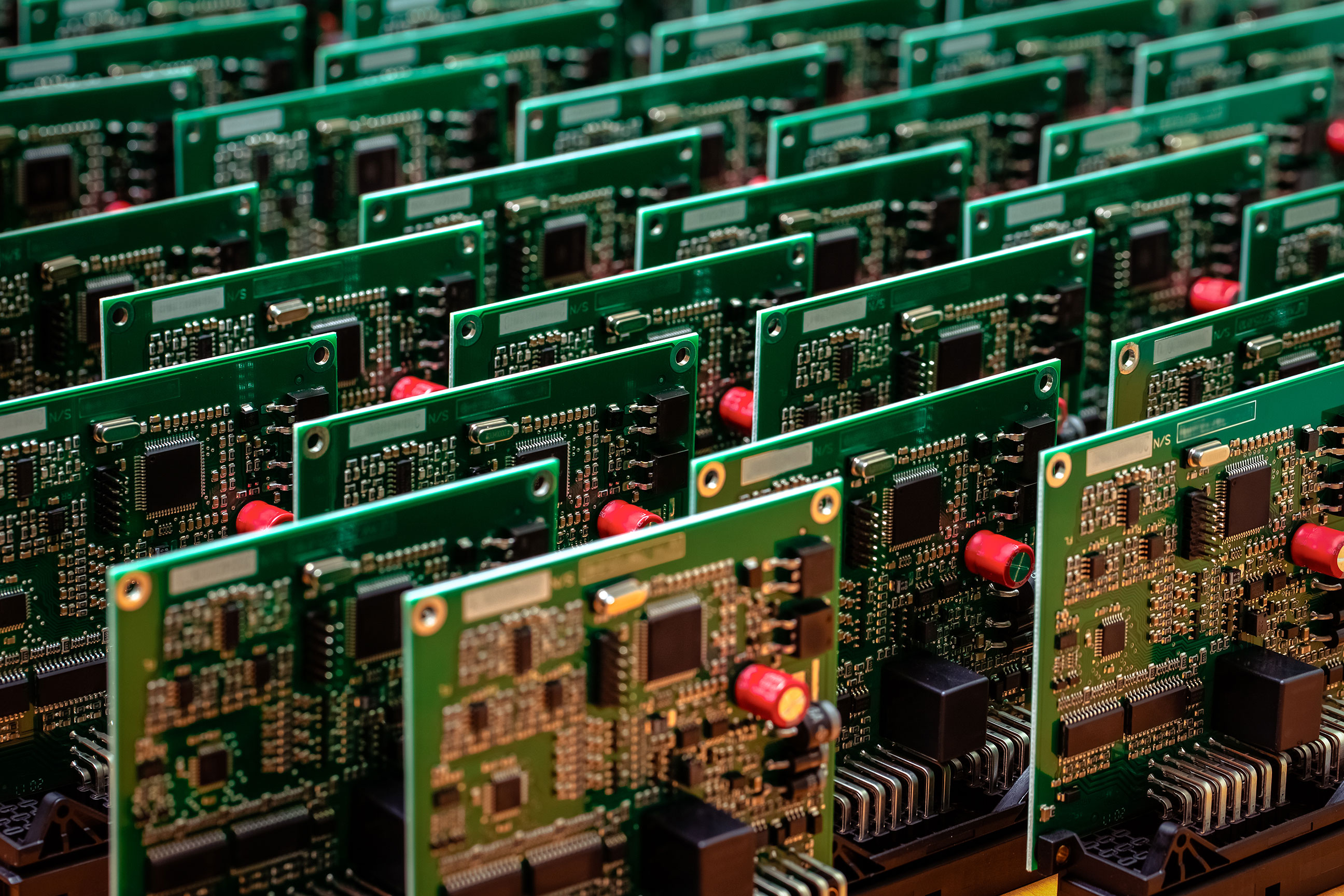 Power Design: Modular vs. Discrete | Vicor